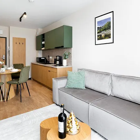 Good Time - Belle View - Centrum * שצ'קלארסקה פוראובה