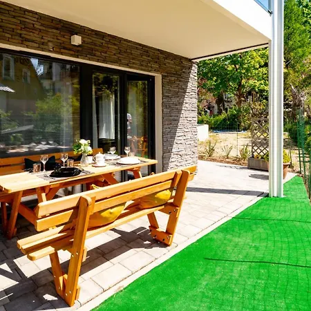 Good Time - Belle View - Centrum *