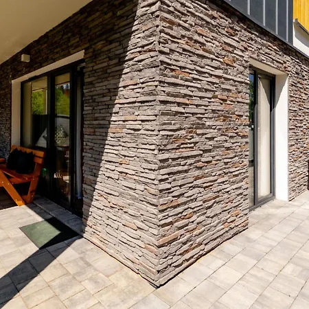 Good Time - Belle View - Centrum שצ'קלארסקה פוראובה